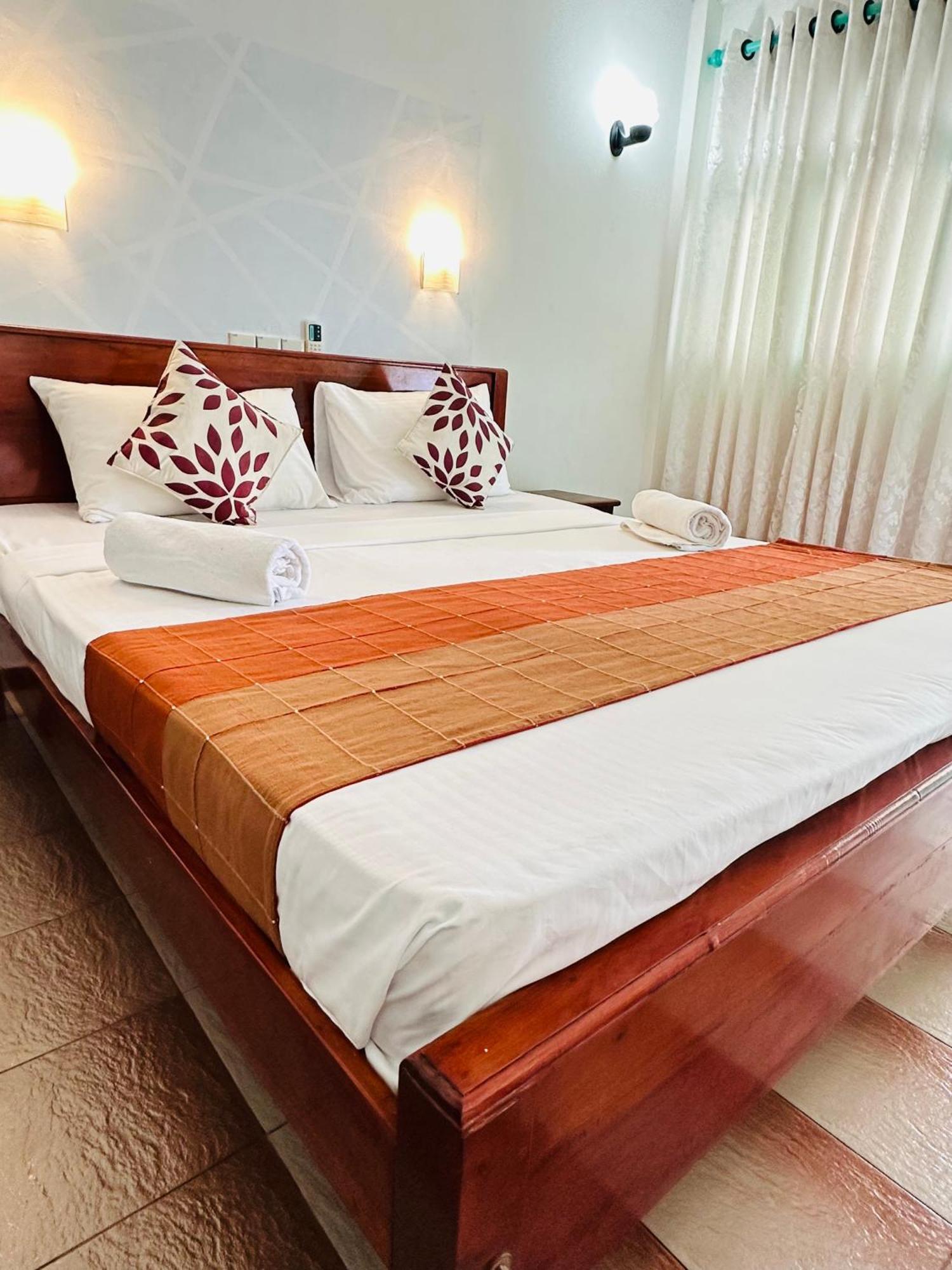 Villa 47 Хиккадува Экстерьер фото