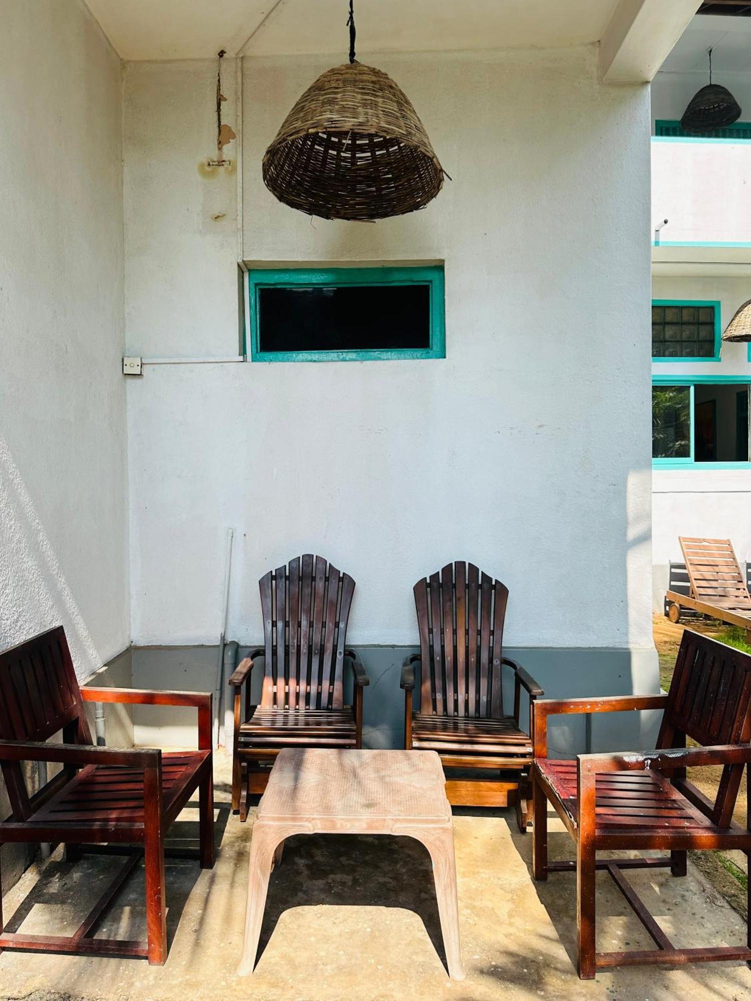 Villa 47 Хиккадува Экстерьер фото